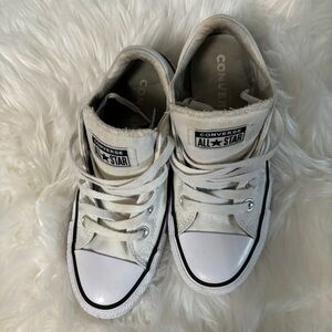 Converse Chuck Taylor All Star Low-Top Classic Sneaker